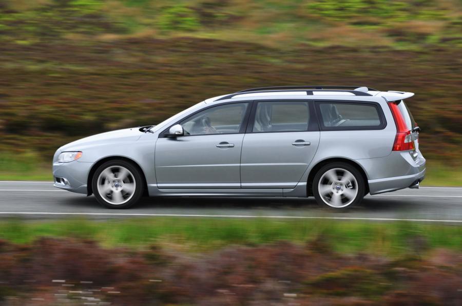  Volvo V70 2010 года  (фото 42 из 62)